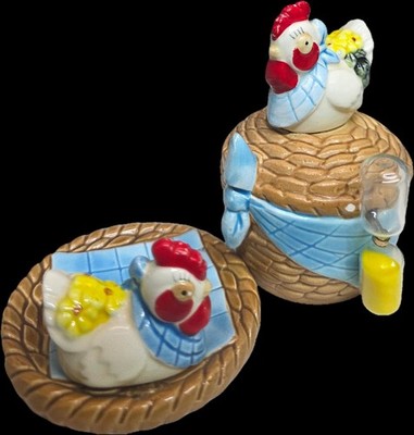 Cintage Ceramic Egg Timer & Tea Spoon Rest Chickens Made In Taiwan.