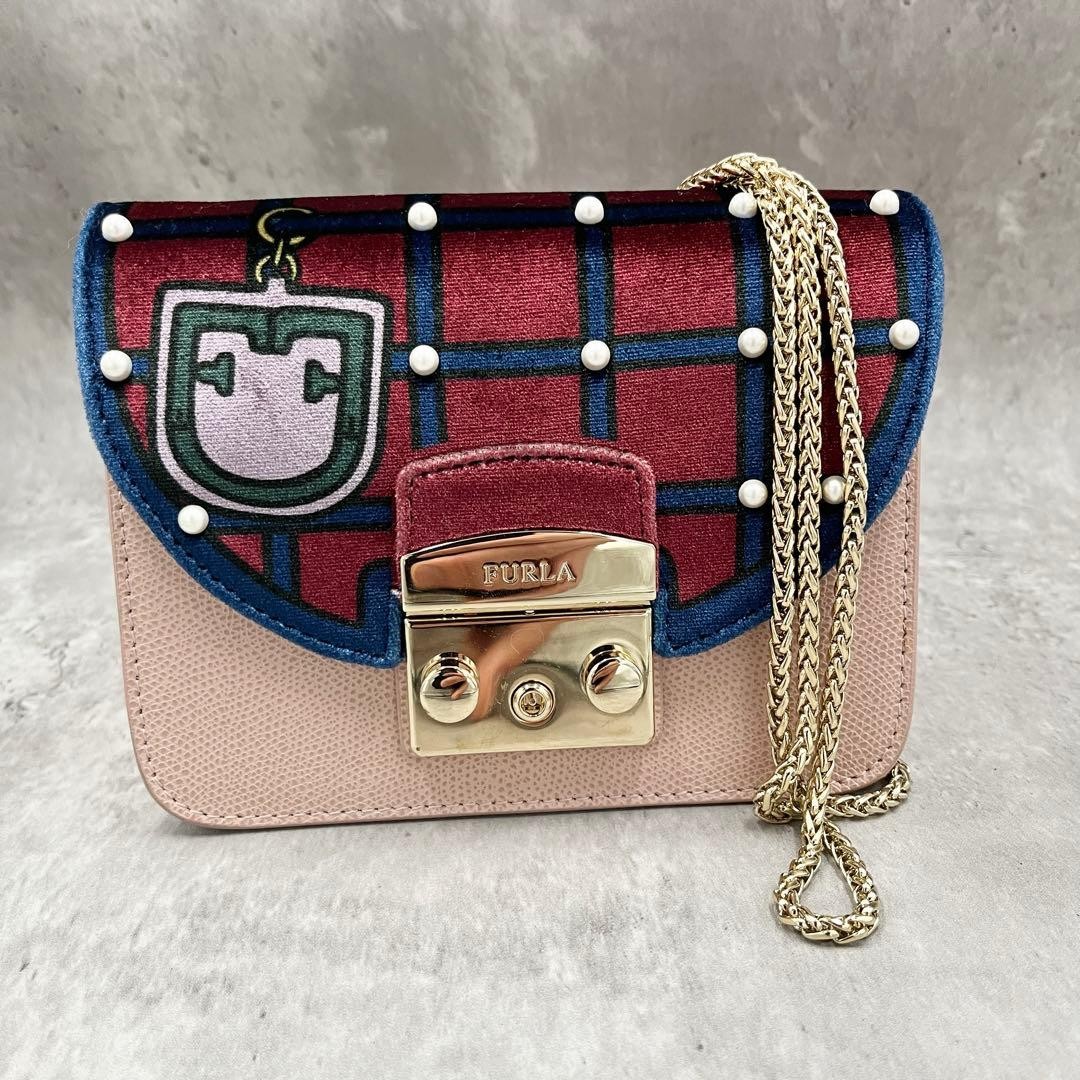 FURLA Metropolis Pochette Chain Shoulder Bag Leather Velour 13x17x7cm