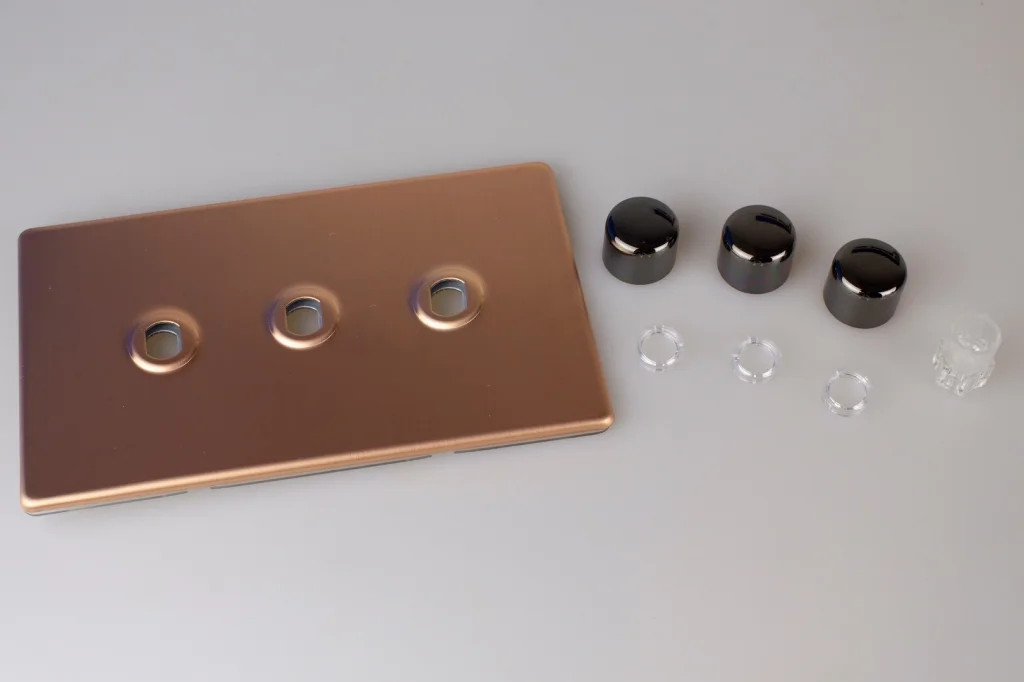 Dimmer Copper Matrix Faceplate Kit Urban Screwless Brushed 3-Gang Varilight