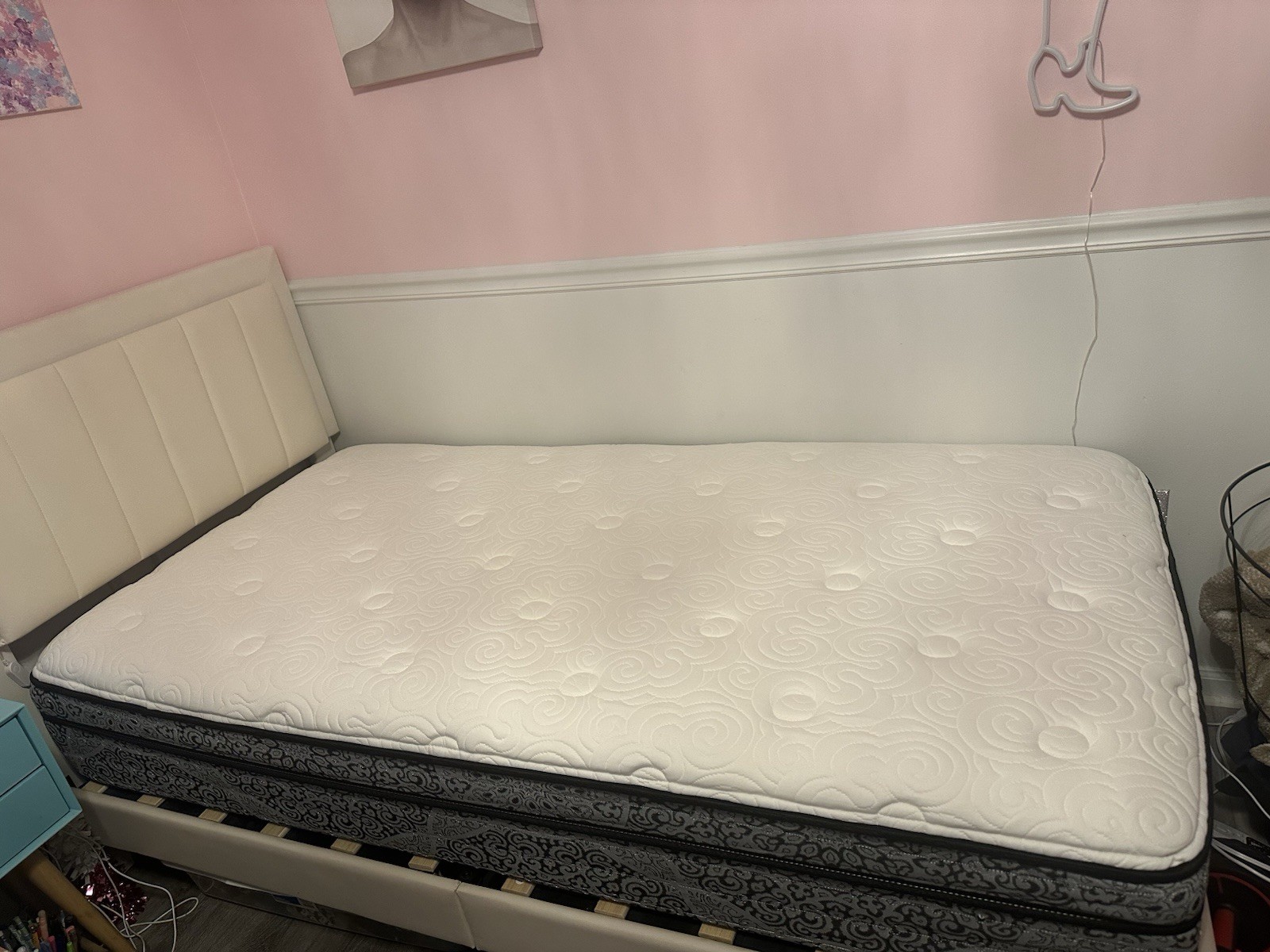 Excellent Condition Clean Mattress Protector Always Used