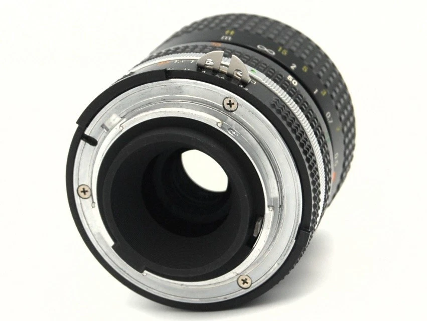 【 Near MINT 】Nikon Ai-S AIS Zoom-NIKKOR 35-70Mm f/3.3-4.5 MF Lens from Japan - Image 3 of 4