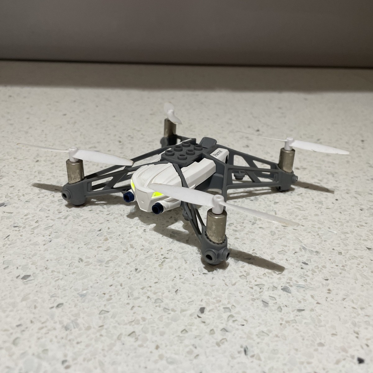 Parrot AIRBORNE Fly Mini Drone ONLY DRONE with battery | eBay