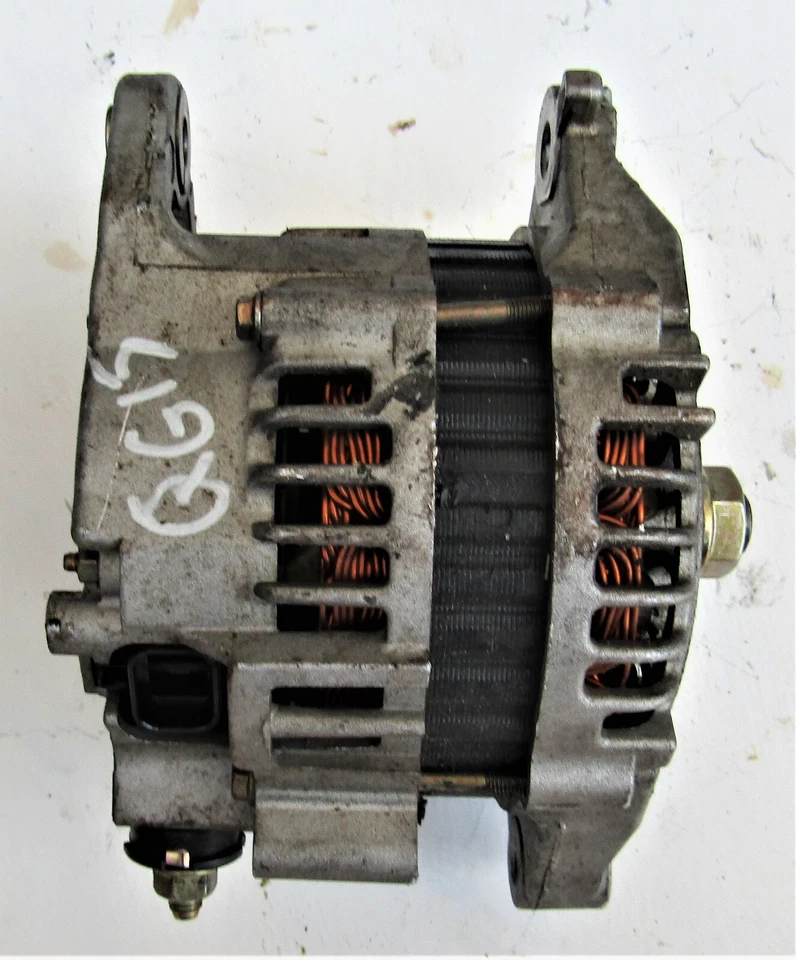 Alternador de cubierta de válvula de aluminio Nissan Almera N16 Motor QG15DE DOHC EFI usado Foto 4 de 4