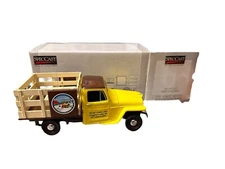 SpecCast 2001 Willys Jeep Truck 1:25 Die Cast  Tip-Up Town USA Collectible Model