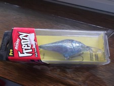 Older USA Made Berkley Frenzy Pro Mag Diver 5 Footer Threadfin Shad Hard Box