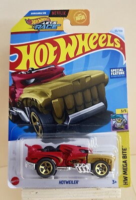 2024 Hot wheels Light Blue HOTWEILER 3/5 HW Mega Bite 66/250 Let's Race Red