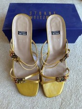 VINTAGE WOMEN'S STUART WEITZMAN GOLD SANDAL W/STRAPS