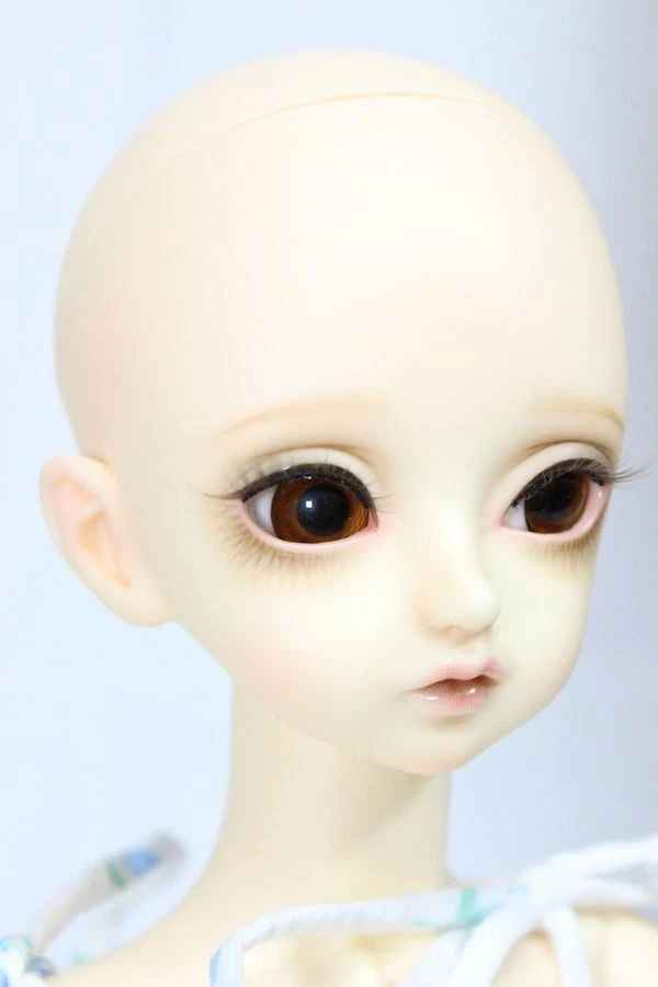DOLK PEAKS WOODS FOB KoonieS RARE Discontinued BJD Doll Girl Wig & Eye & Outfit - Image 4 of 4