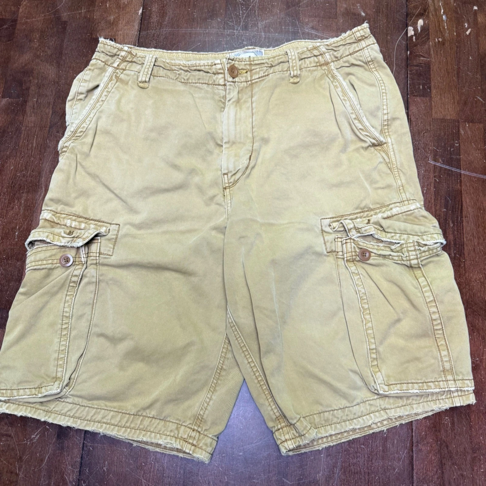 American Eagle Cargo Shorts Mens 34 Khaki Longer Length Distressed Cotton 12"