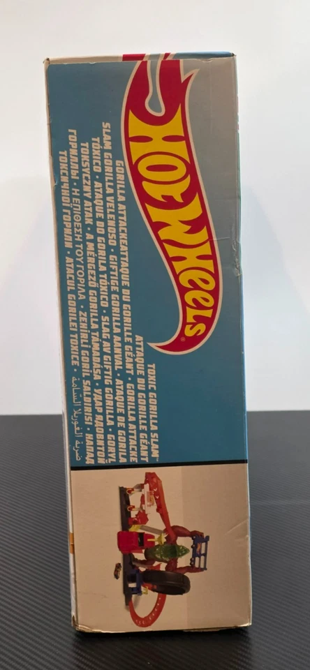 Hot Wheels HBY95 City Toxic Gorilla Slam - Lights & Sounds with Diecast Car - Image 4 of 4