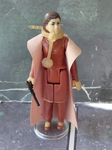 Vintage Star Wars Princess Leia Bespin W/Breathing Mask,Repro Cape,weapon & base