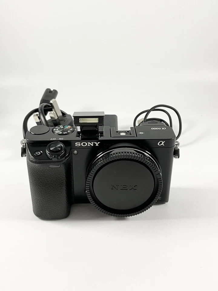 Sony Alpha 6000, photo 1 of 5