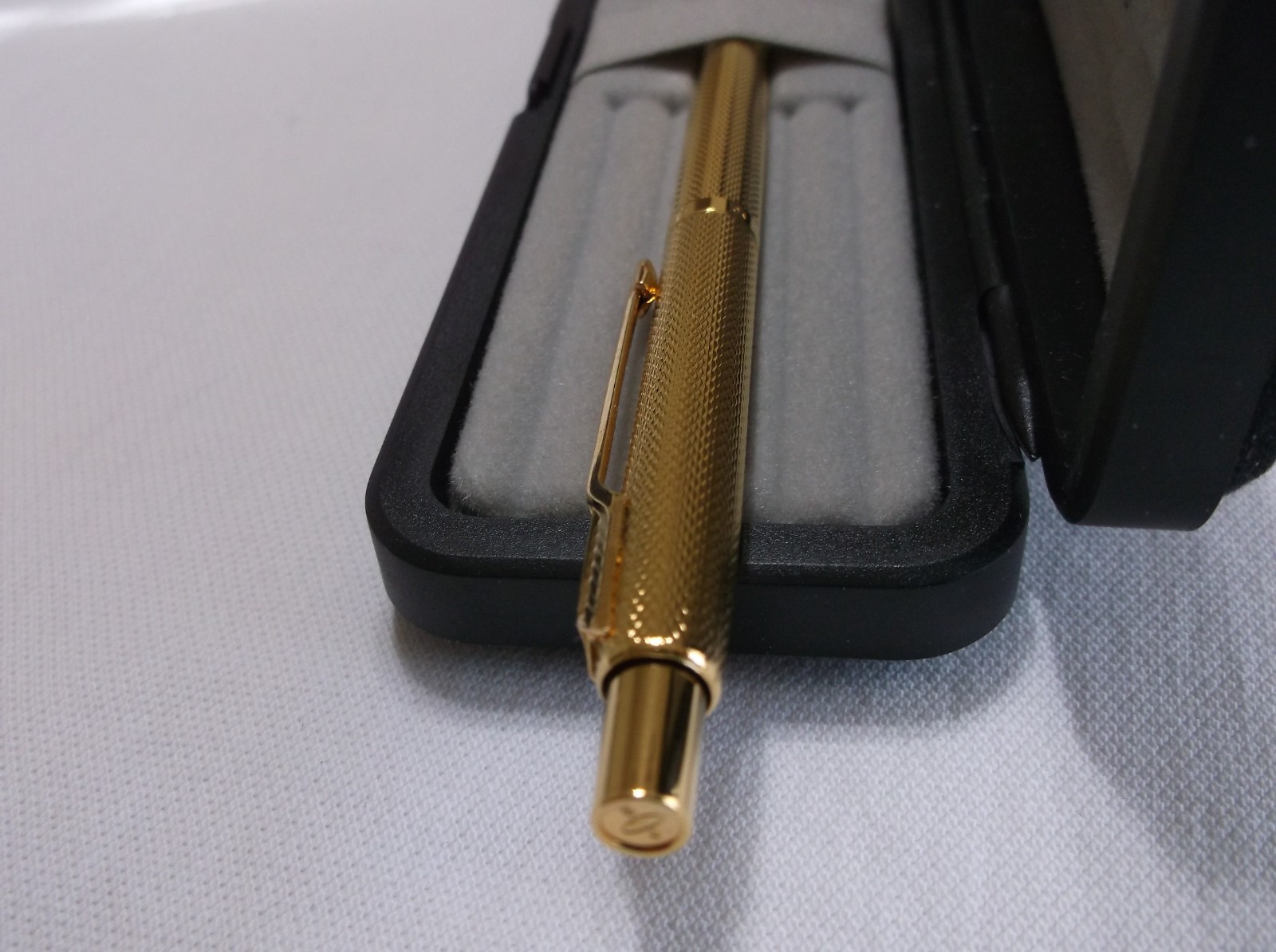 PARKER CLASSIC GRAIN d' ORANGE BALLPOINT PEN / NEW IN BOX / FRANCE / 52932