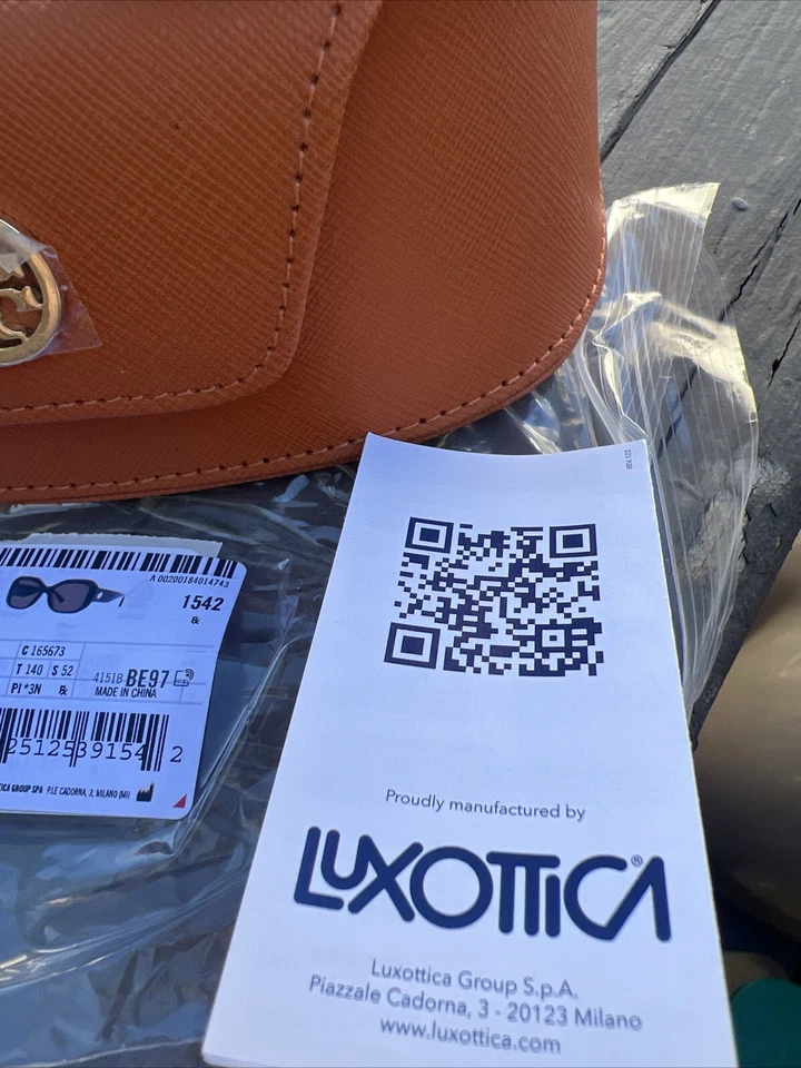 Очки солнцезащитные Tory Burch TY 7183U 165673 темно-синие бабочки коричневые линзы 52-19 140 3N - Изображение 4 из 4