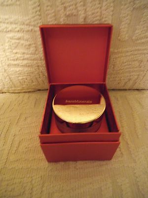 RARE LIMITED EDITION DELUXE SIZE Bare Minerals Foundation 16 g ~ Color: Medium