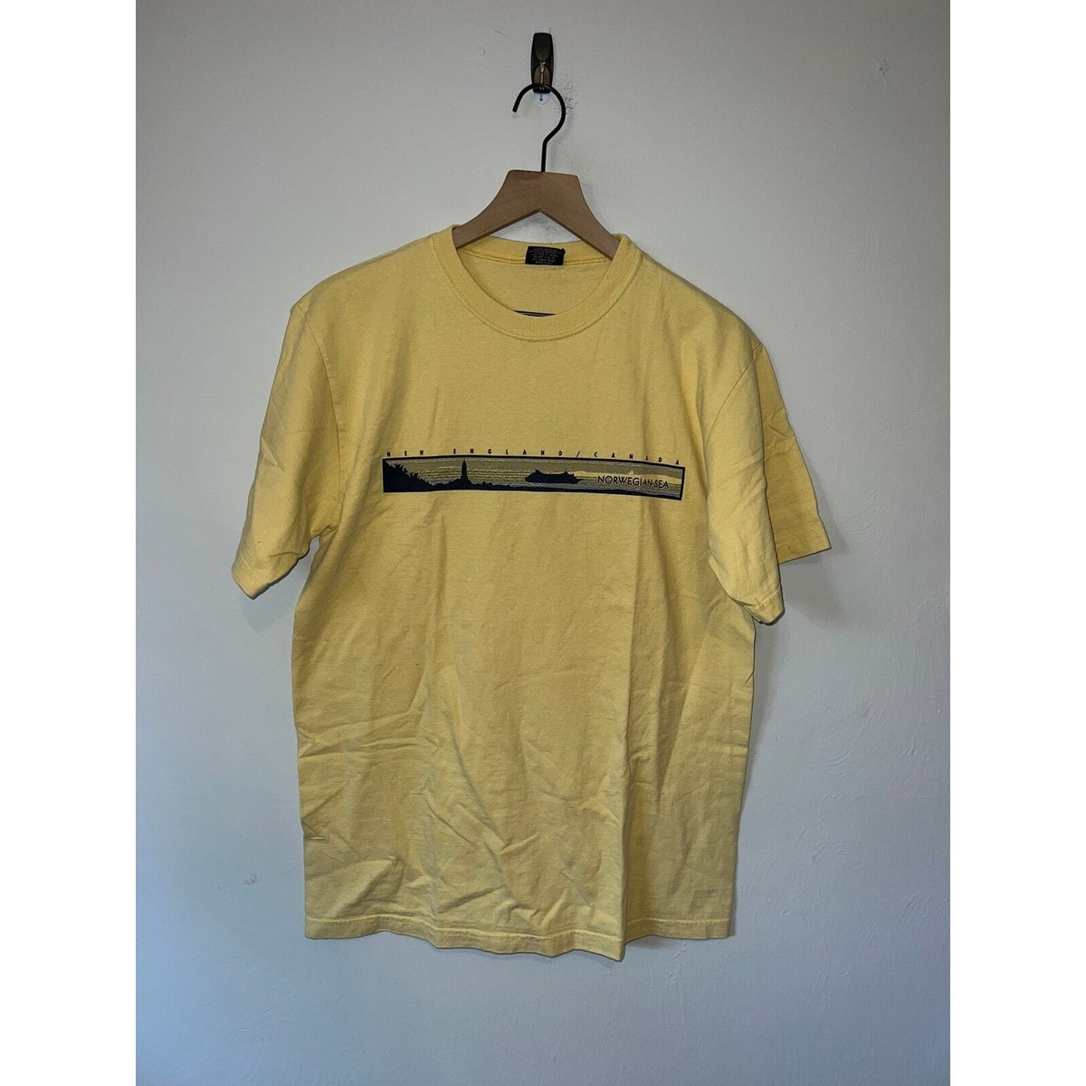 Vintage New England Canada Norwegian Sea Yellow Boat Shirt Tee VTG 