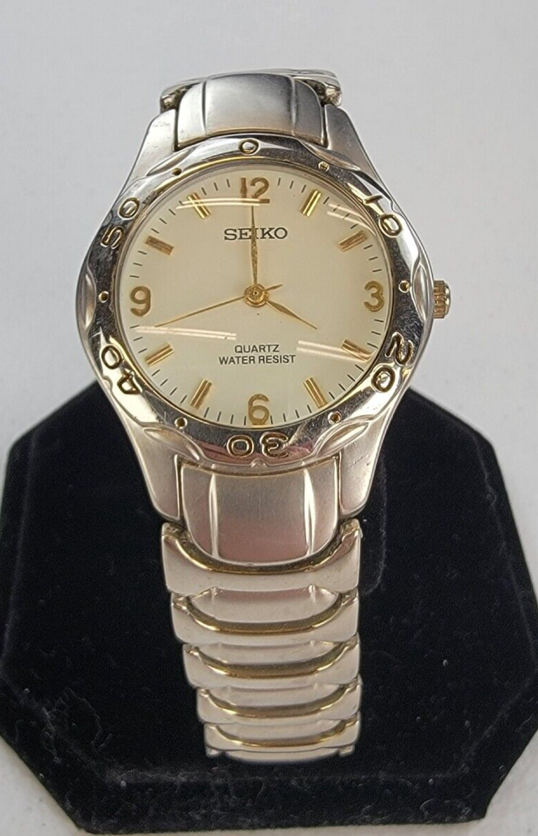 Vintage Seiko Ladies Watch Silver Stainless Steel Water