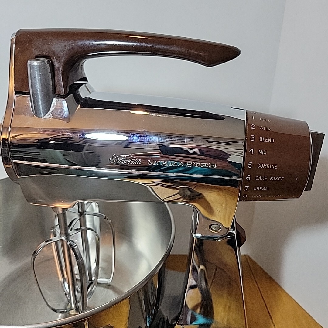 Vintage SUNBEAM Deluxe Mixmaster 12 Speed Mixer Retro Chrome & Brown TESTED 