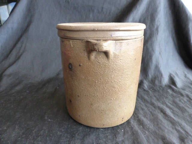 ANCIEN POT A SEL SALOIR EN GRES VERNISSE AVEC COUVERCLE N°3 - Photo 2/4