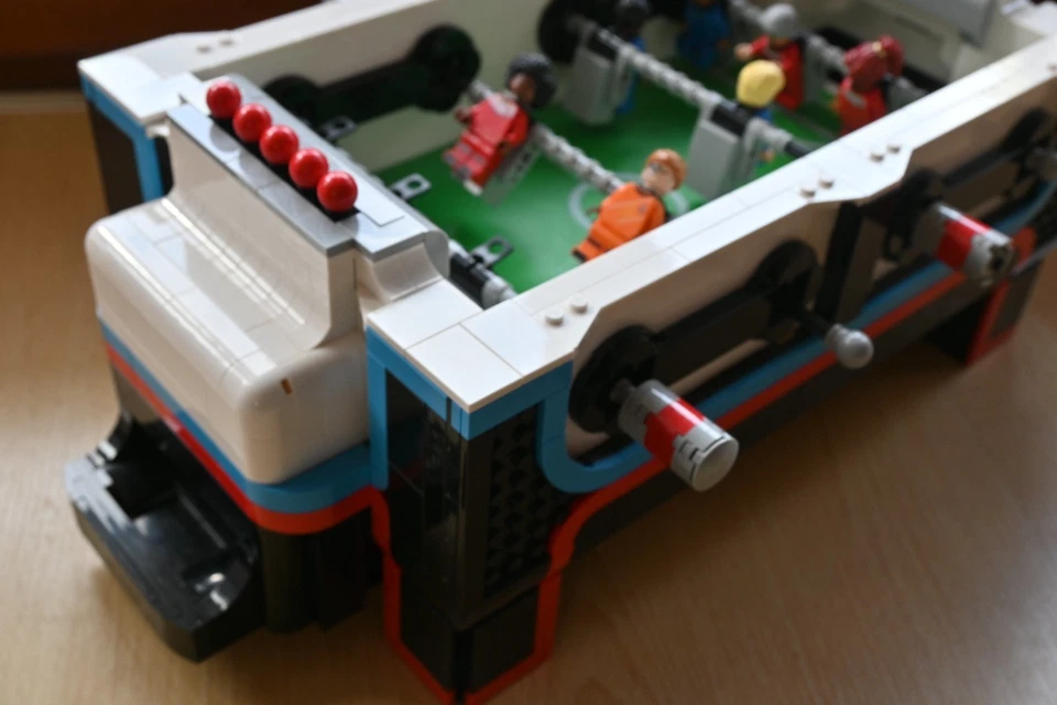 LEGO Ideas 21337 Table Football, Foto 4 von 5