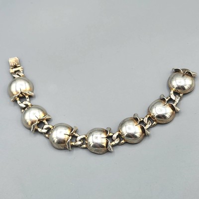 1940er Napier signiert Sterlingsilber Repousse Granatapfel Gliederarmband 7'' 46,4 g