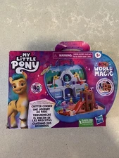 My Little Pony Mini World Magic Compact Creation Critter Corner Playset