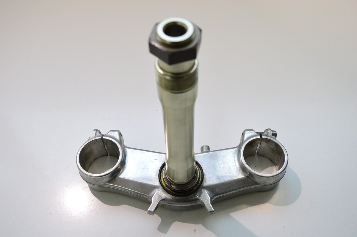 2006 Kawasaki ZX 6r Bottom Triple Tree Clamp Yoke for sale online
