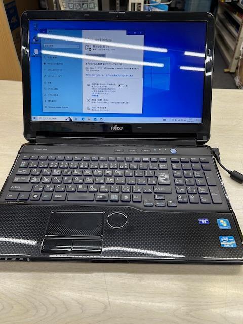 Fujitsu FMV-LIFEBOOK AH54/E FMVA54EBG Intel Core i3 Black Used 