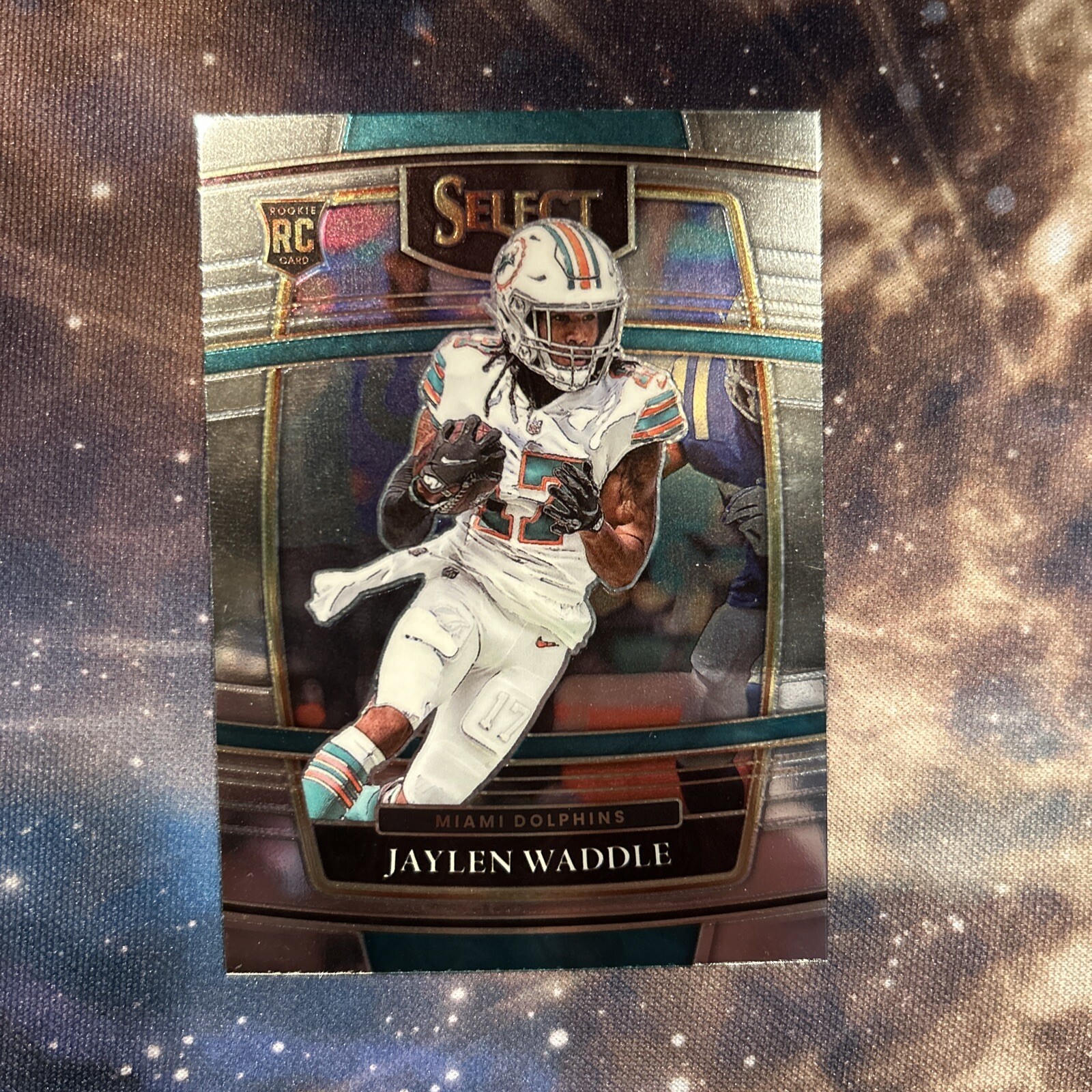 Jaylen Waddle Silver Concourse Rookie Card Panini Select 2021-22 MINT No.48