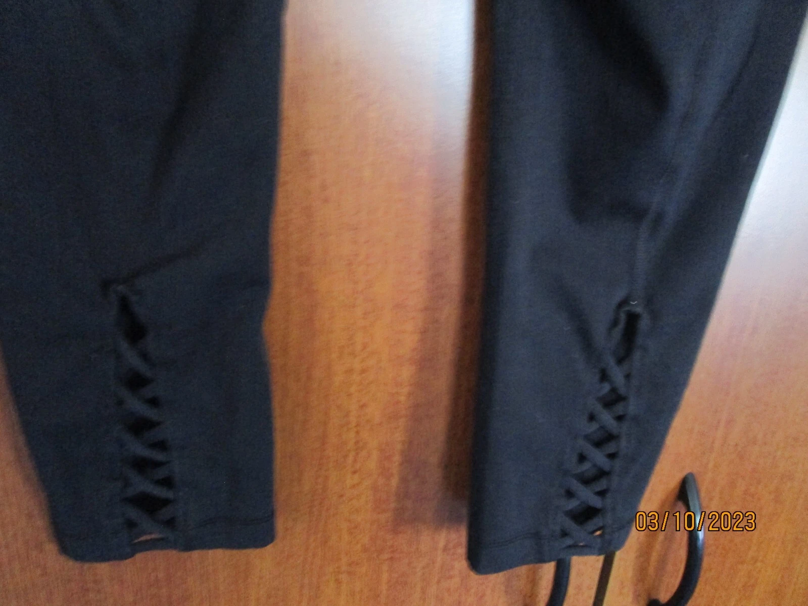 yogalicious poly spandex waist 26 inseam 22 leggings