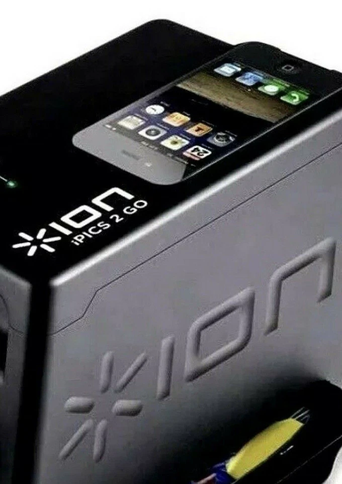 AUDIO SCANNER SCANS & TRANSFERS PHOTOS/SLIDES/NEGATIVES DIRECTLY TO IPHONE - Image 3 of 4