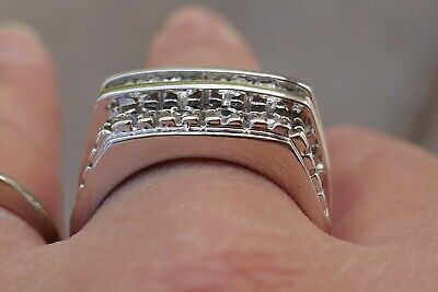 Vintage Designer GM Sterling Silver & Clear Stone Ring Vintage Designer GM Sterling Silver & Clear Stone Ring