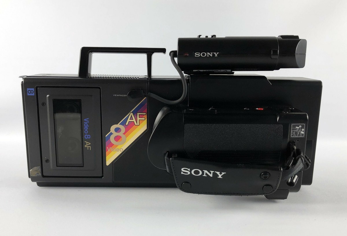 Sony CCD-V8AF Video 8 Camera Recorder No Power *** AS-IS - PARTS