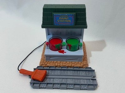 Malstation Thomas und seine Freunde Take N Play Gleisstück für Züge Motoren