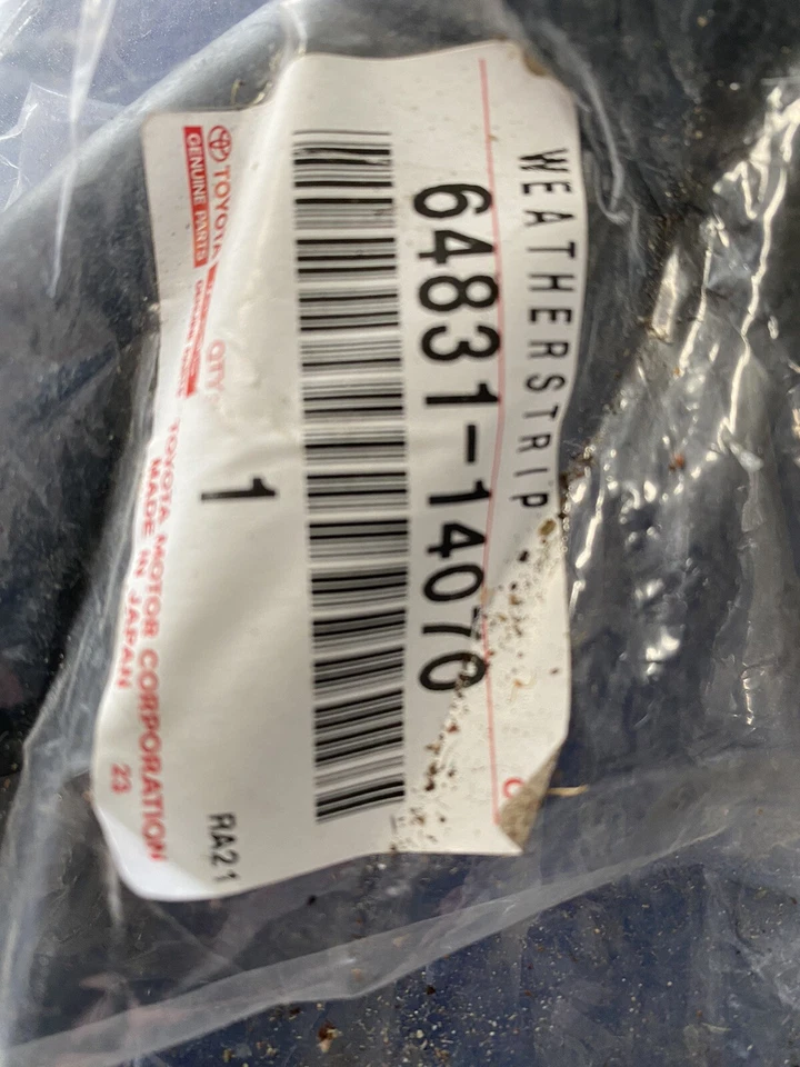 Toyota Celica 1977 Liftback LB resistente al clima trasero TA28 RA28 RA29 NOS Toyota Fact Foto 2 de 3