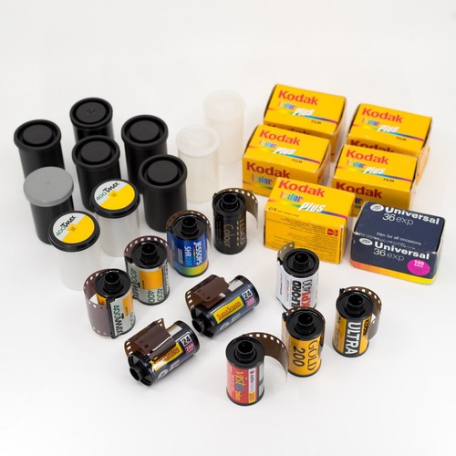 16 x Rolls 35mm *EXPIRED* COLOUR / BW FILM… KODAK, Ilford, AGFA