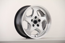 Jantes 17 pouces pour BMW E32