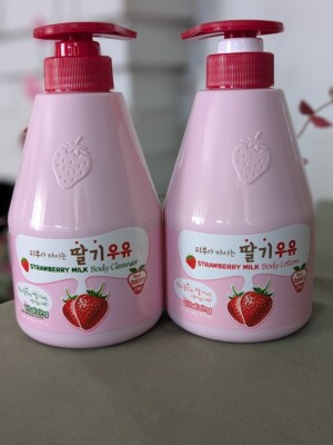 Welcos Kwailnara STRAWBERRY MILK BODY CLEANSER + BODY LOTION (Set), K-BEAUTY