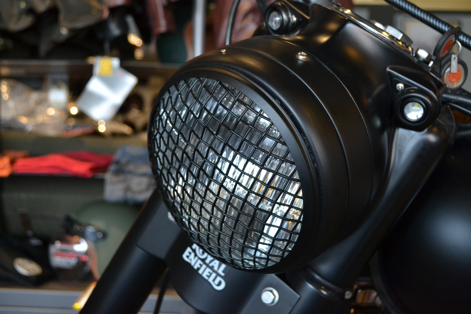 Headlight Stone Guard for Triumph Custom Project Motorbike 7 INCH Black