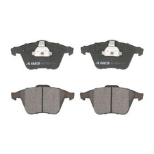 Satz Bremsbeläge Bremsklötze vorne für Volvo V40 525 526 V50 545 26214830
