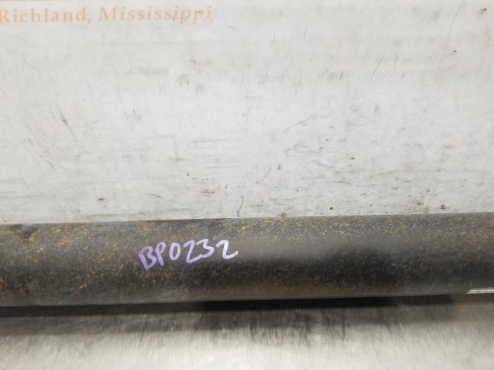 08 2008 LEXUS LX570 5.7L AWD REAR DRIVE SHAFT AUTOMATIC TRANSMISSION Foto 3 de 4