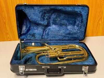 YAMAHA YAH-202 Alto Horn Gold with Hard Case 3 piston Wind Musical instrument