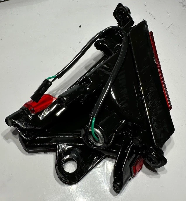 川崎忍者ZX-10R前转向信号镜头,2004-2005,红色 — 第 4/4 张图片