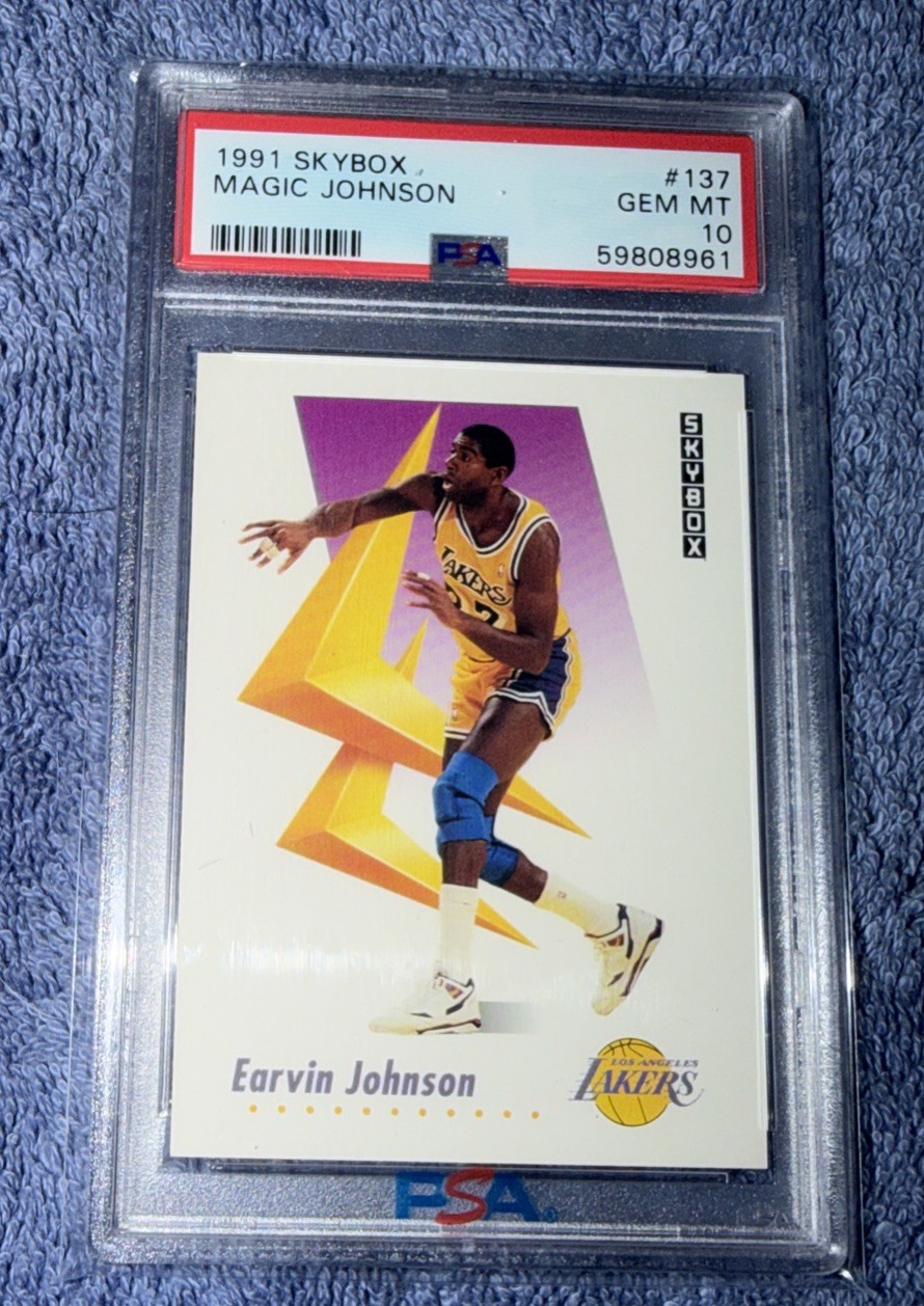 1991 Skybox #137 Earvin Magic Johnson - PSA 10 - Gem Mint Los Angeles Lakers HOF