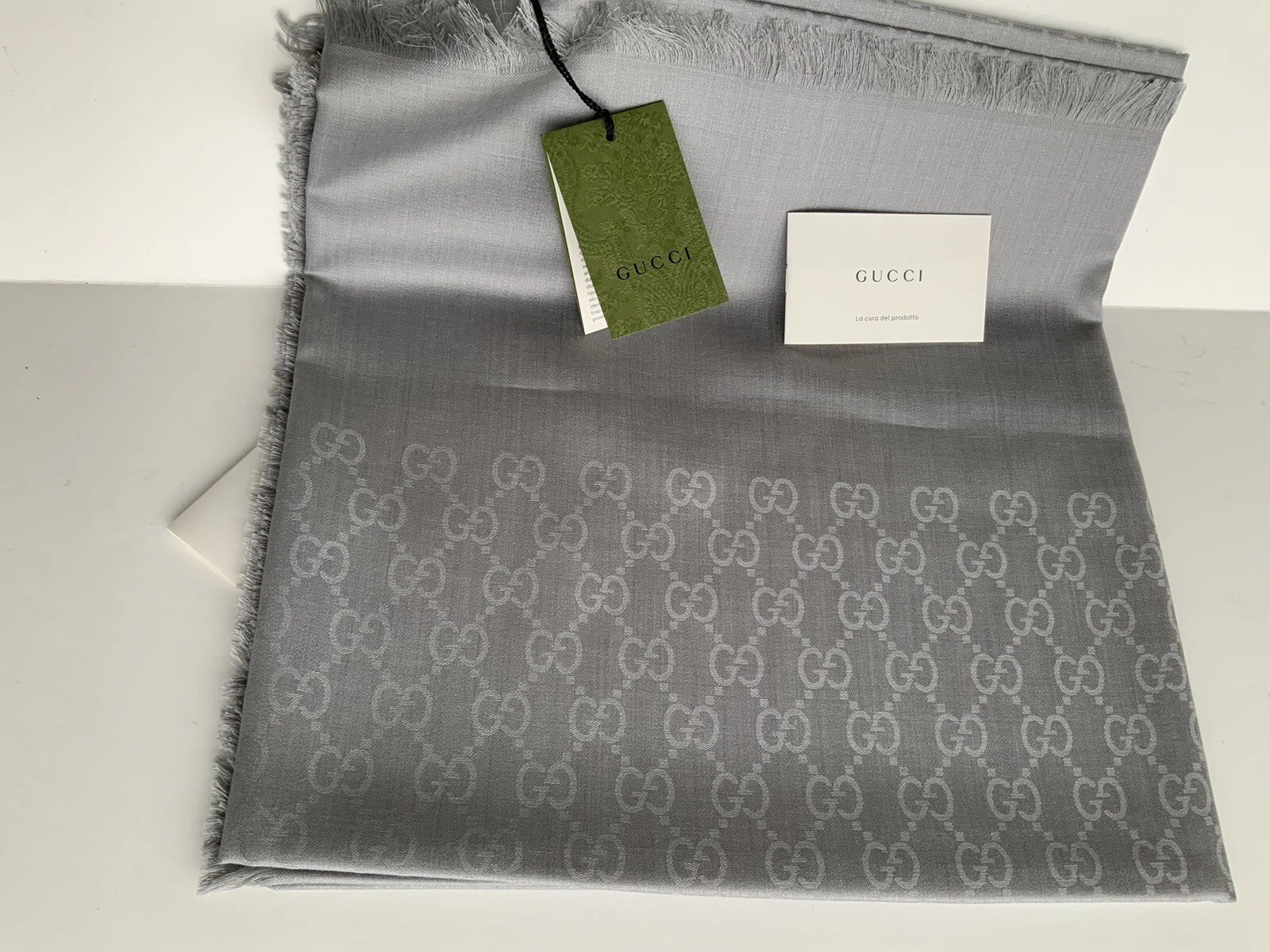 Écharpe/enveloppe/étole unisexe laine/soie GUCCI (50/50 %) (135 X 135 cm)   neuve avec étiquettes