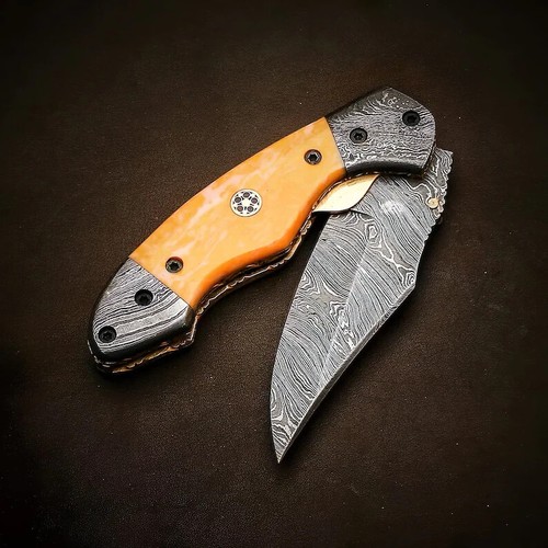 Handmade Personalized Damascus Folding Knife Razor Sharp Blade With Bone Handle - Picture 4 of 5
