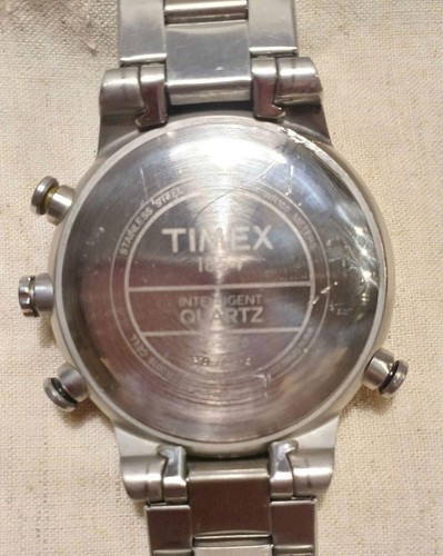 Timex Intelligent Quartz T2N738 Tide Temp Compass 46mm Black Yellow Watch - Picture 2 of 7