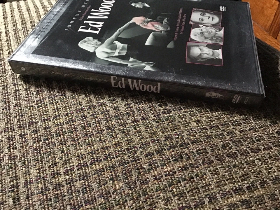 ED WOOD 1994 BRAND NEW OOP DVD TOUCHSTONE PRINT JOHNNY DEPP MARTIN LANDAU - Image 3 of 4