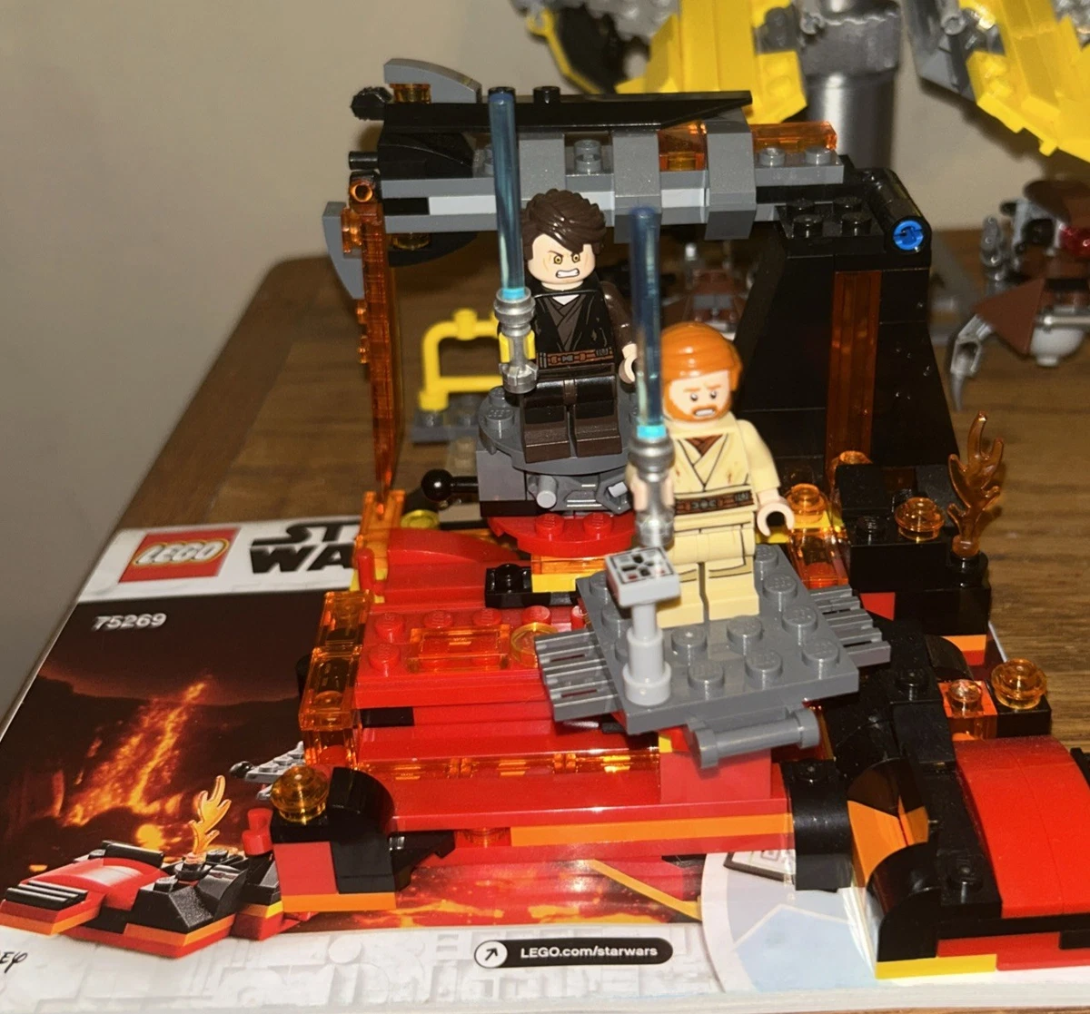 Preços baixos em Conjuntos e pacotes completos Duel on Mustafar