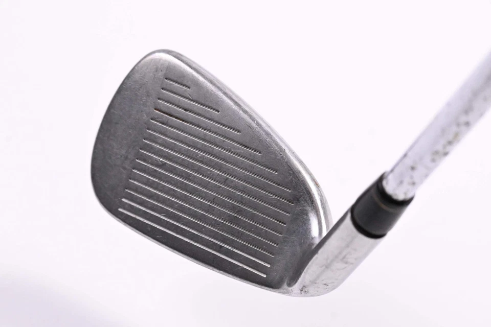 Titleist DCI 822 OS #9 Iron / 41.5 Degree / Regular Flex N.S. Pro 950 Shaft - Image 2 of 4